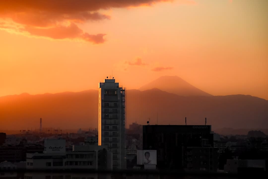 让大学新生平稳完成心理“成人礼”